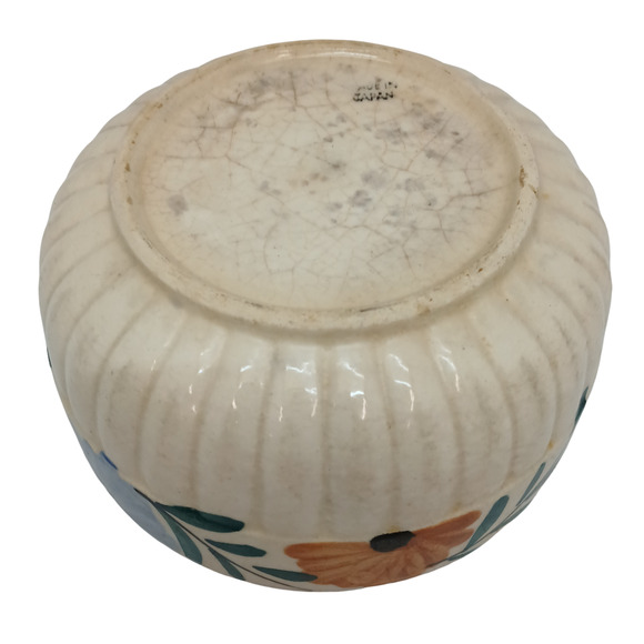 Vintage Made in Japan Pottery Bowl – Hand-Painted Floral Design – Ribbed Ceramic - Picture 7 of 12